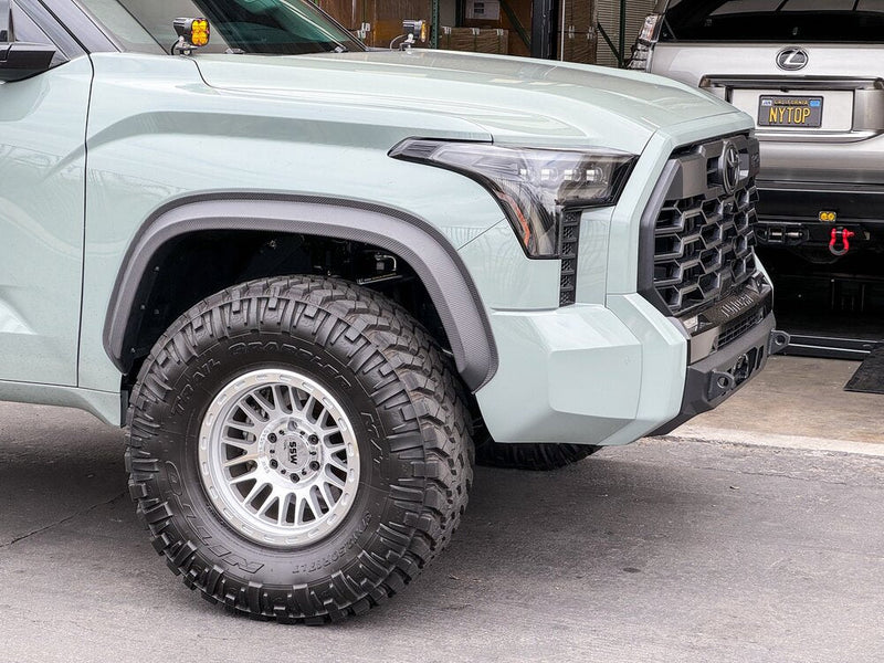 Load image into Gallery viewer, 2022 - 2025 Toyota Tundra Fender Flare Kit - FSPE