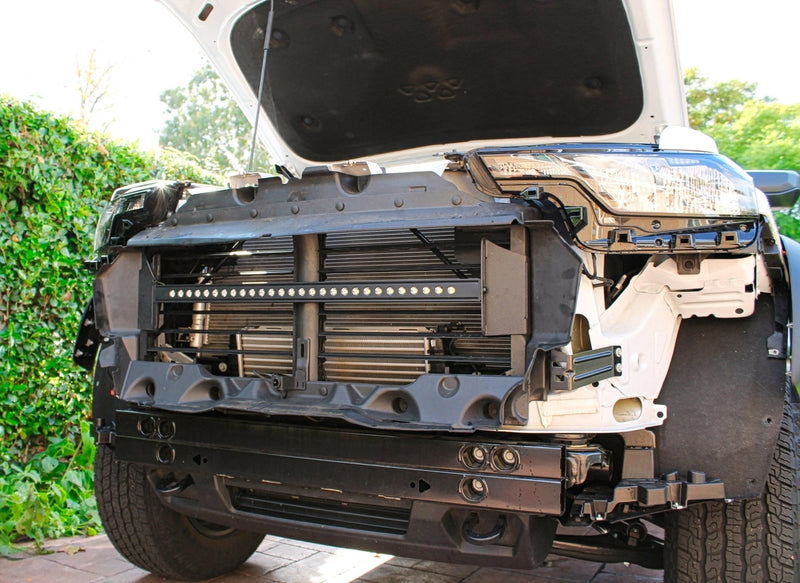 Load image into Gallery viewer, 2023+ Chevrolet Colorado Single 30 in Light Bar - FSPE