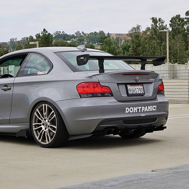 Load image into Gallery viewer, BMW 128i / 135i (E82) 2007-2013 Rear Diffuser & Rear Spats - FSPE