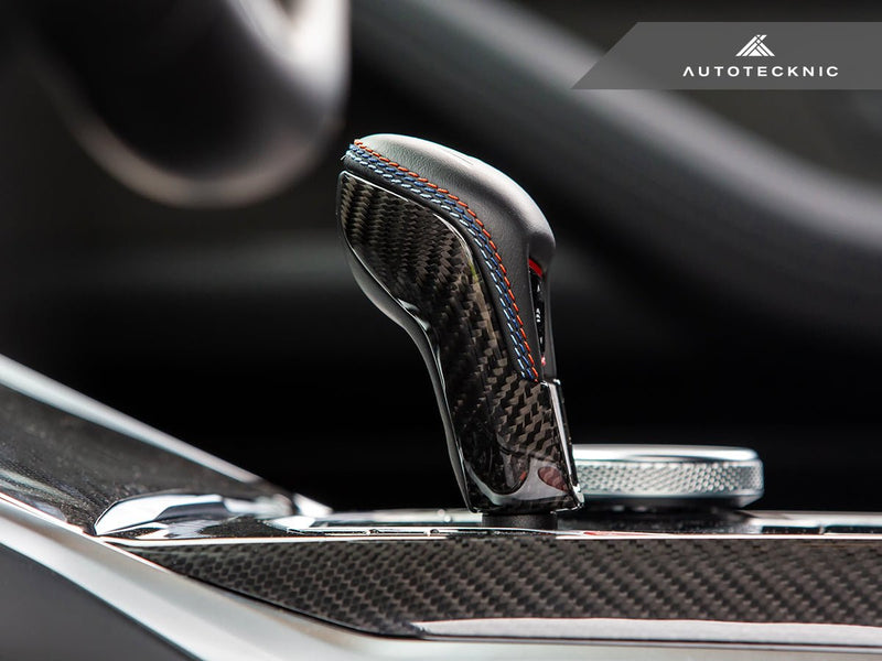 Load image into Gallery viewer, BMW F95 X5M | F96 X6M - Dry Carbon Gear Selector Cover - FSPE