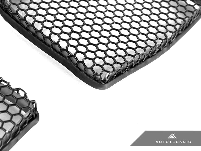 Load image into Gallery viewer, BMW G90/ G99 M5 - Center Bumper Honeycomb Mesh Grille Kit - FSPE