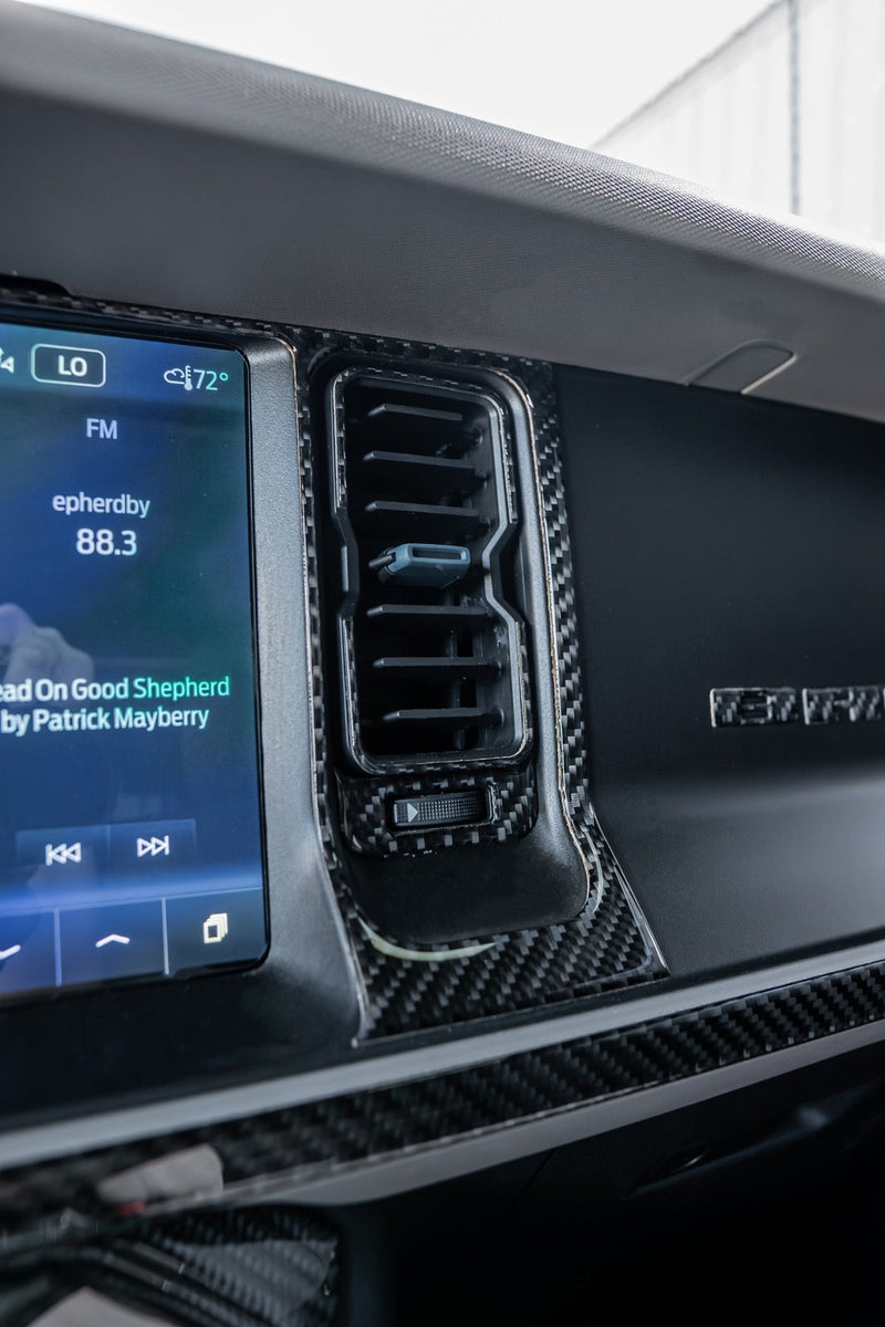 Load image into Gallery viewer, Ford Bronco (2021-2023) Carbon Fiber Inner Vents And Steering Accent - FSPE