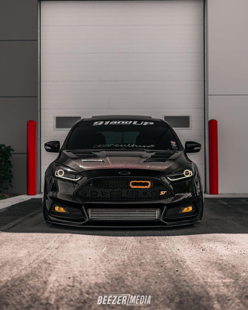 Load image into Gallery viewer, Ford Focus SE/ST/ST - Line (2013 - 2018) BIG MOUTH Ram Air Intake Snorkel - FSPE