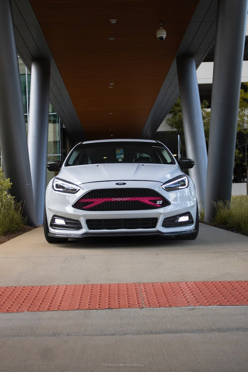 Load image into Gallery viewer, Ford Focus ST (2013 - 2018) Front Crash/Bash Bar - FSPE