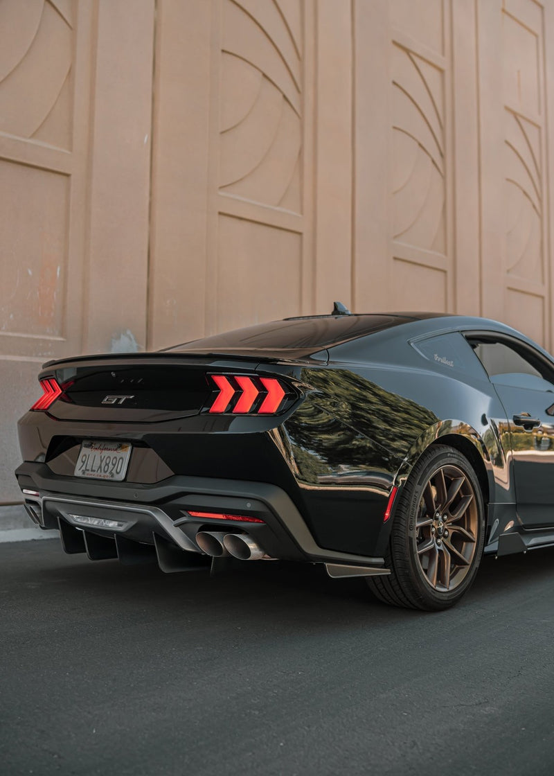 Load image into Gallery viewer, Ford Mustang (2024+) Ecoboost/GT ZEUS Rear Diffuser & Spats - FSPE