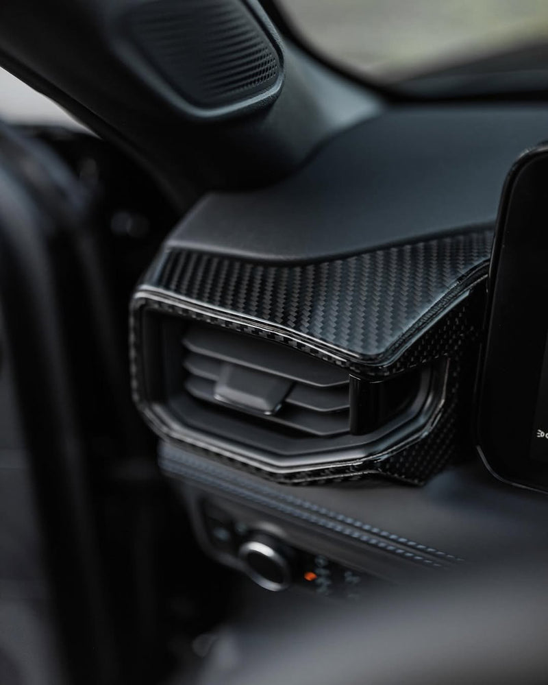 Load image into Gallery viewer, Ford Mustang S650 2024+ Carbon Fiber Driver And Passenger Trims - FSPE