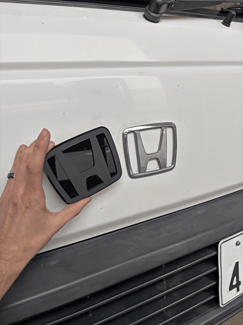 Load image into Gallery viewer, Honda Acty HA(1 - 4) & HH(1 - 4) Front "H" Emblem Replacement (1988 - 1999) - FSPE