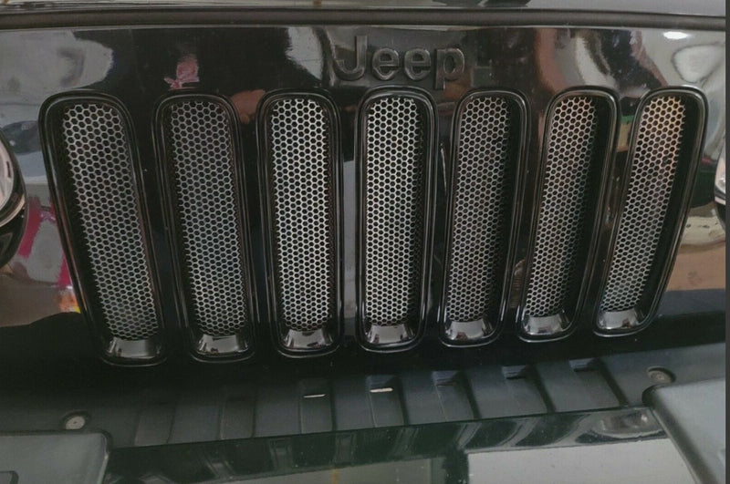 Load image into Gallery viewer, Jeep Wrangler JK (2007 - 2017) Mesh Grill Kit - FSPE