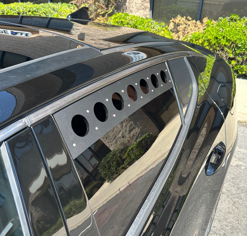 Load image into Gallery viewer, Kia Stinger (2018 - 2023) Rear Window Vents (PAIR) - FSPE