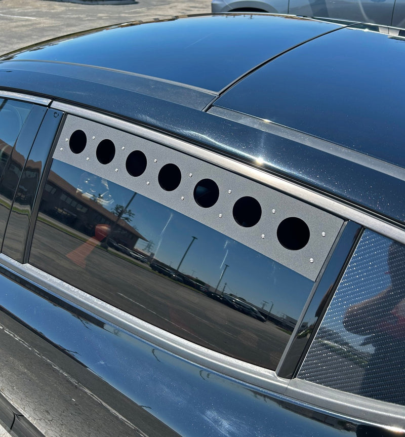 Load image into Gallery viewer, Kia Stinger (2018 - 2023) Rear Window Vents (PAIR) - FSPE
