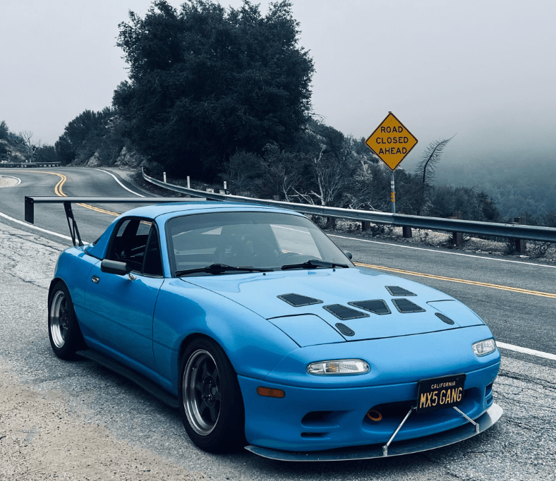 Load image into Gallery viewer, RGR NA Miata (1989 - 1997) - Hood Vents - FSPE