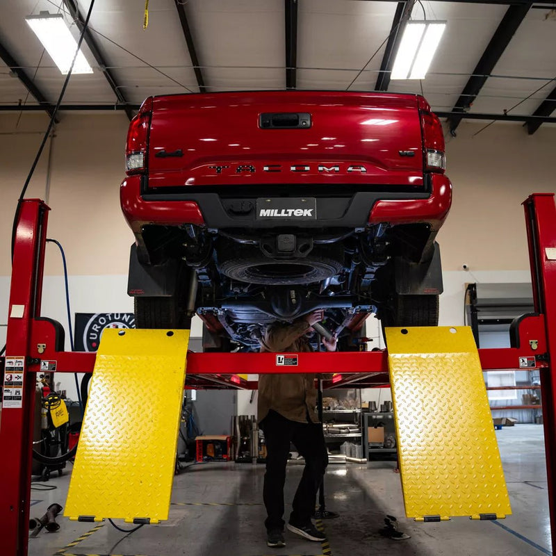 Load image into Gallery viewer, Toyota Tacoma (2024 - 2025) Cat - Back Exhaust (Race & Road+) - FSPE