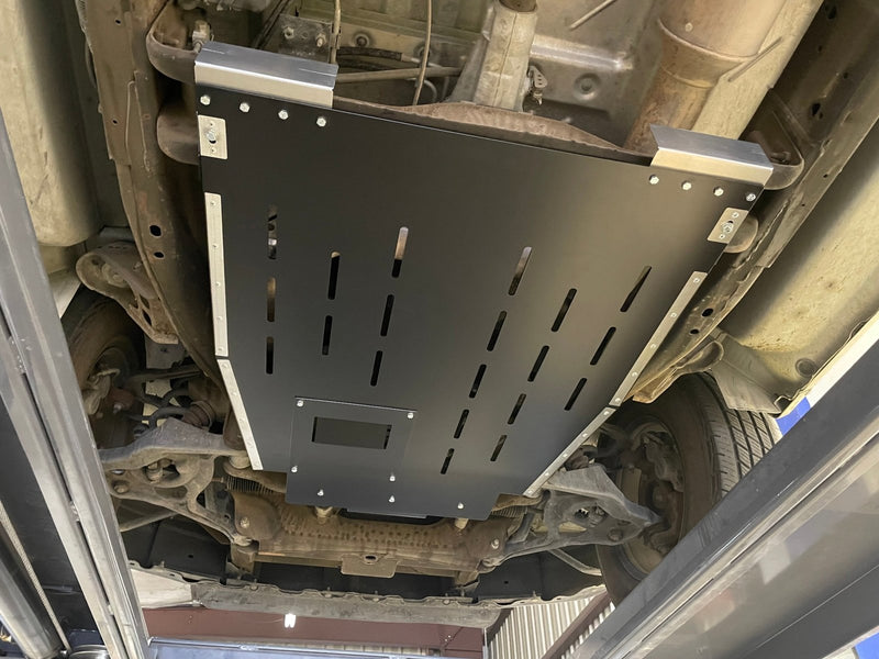 Load image into Gallery viewer, Chevrolet Express / GMC Savana 1500 Catalytic Converter Guard (2003-2014) - FSPE