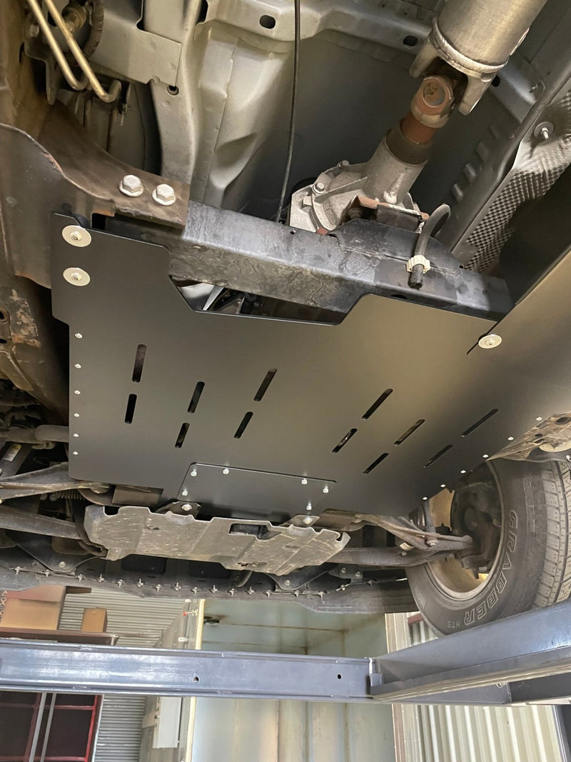 Load image into Gallery viewer, Chevrolet Silverado / GMC Sierra 1500 Catalytic Converter Guard (2014-2018) - FSPE