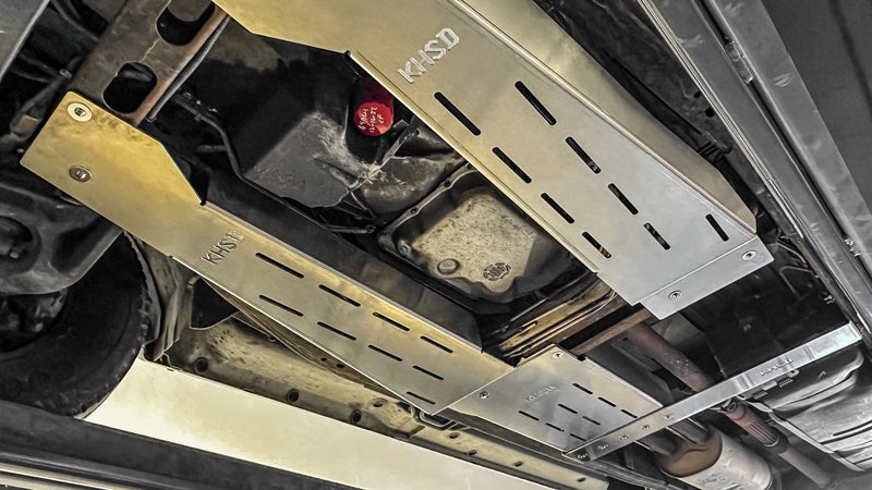 Load image into Gallery viewer, Chevrolet/GMC Express & Savanna 2500/3500 Catalytic Converter Guard (2006-2008) - FSPE