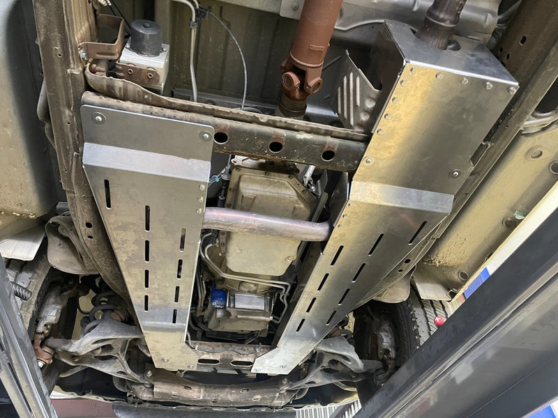 Load image into Gallery viewer, Chevrolet/GMC Express & Savanna 2500/3500 Catalytic Converter Guard (2010-2020) - FSPE