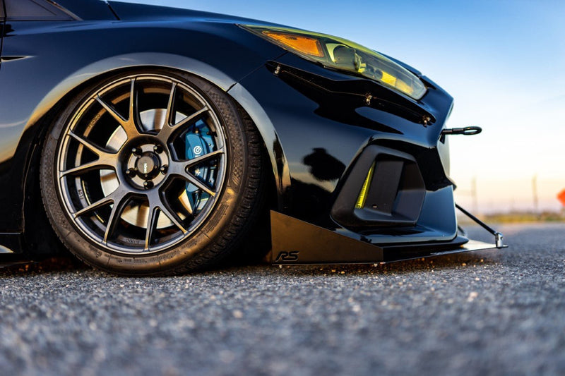 Load image into Gallery viewer, Ford Focus RS (2016-2018) Front Splitter V2 - FSPE