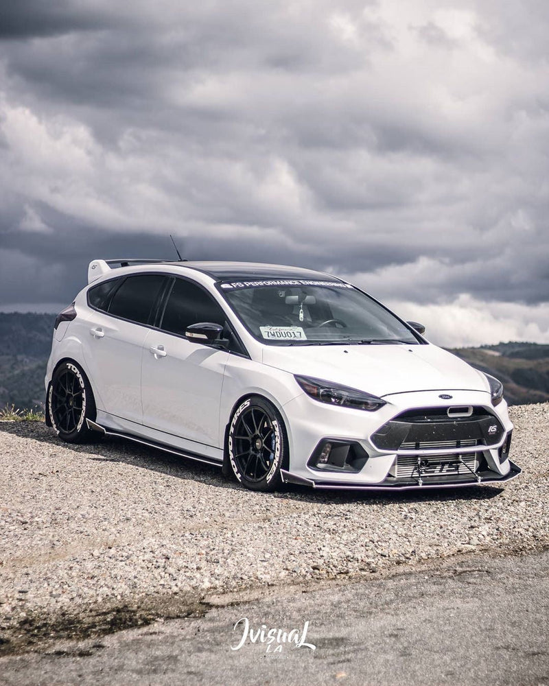 Load image into Gallery viewer, Ford Focus RS (2016-2018) Side Skirts V2 - FSPE
