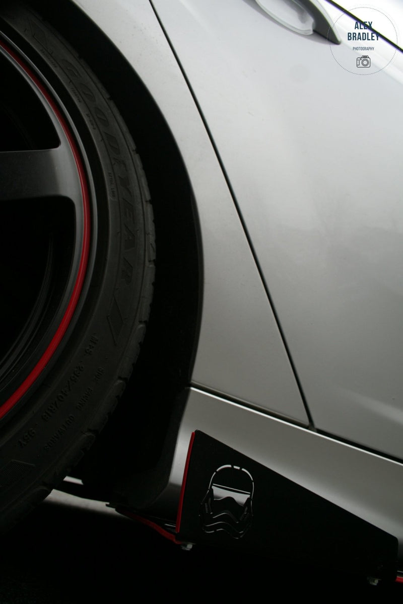 Load image into Gallery viewer, Ford Focus RS (2016-2018) & ST (2011-2018) Side Skirts V4 - FSPE