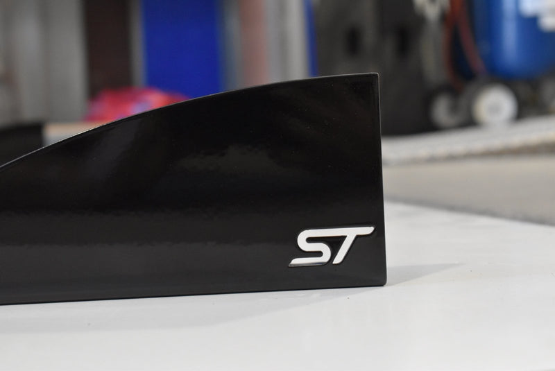 Load image into Gallery viewer, Ford Focus ST (2011-2014) Front Splitter V1 - FSPE