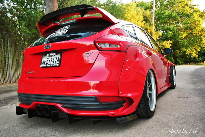 Load image into Gallery viewer, Ford Focus ST (2011-2018) Rear Diffuser V2 - FSPE