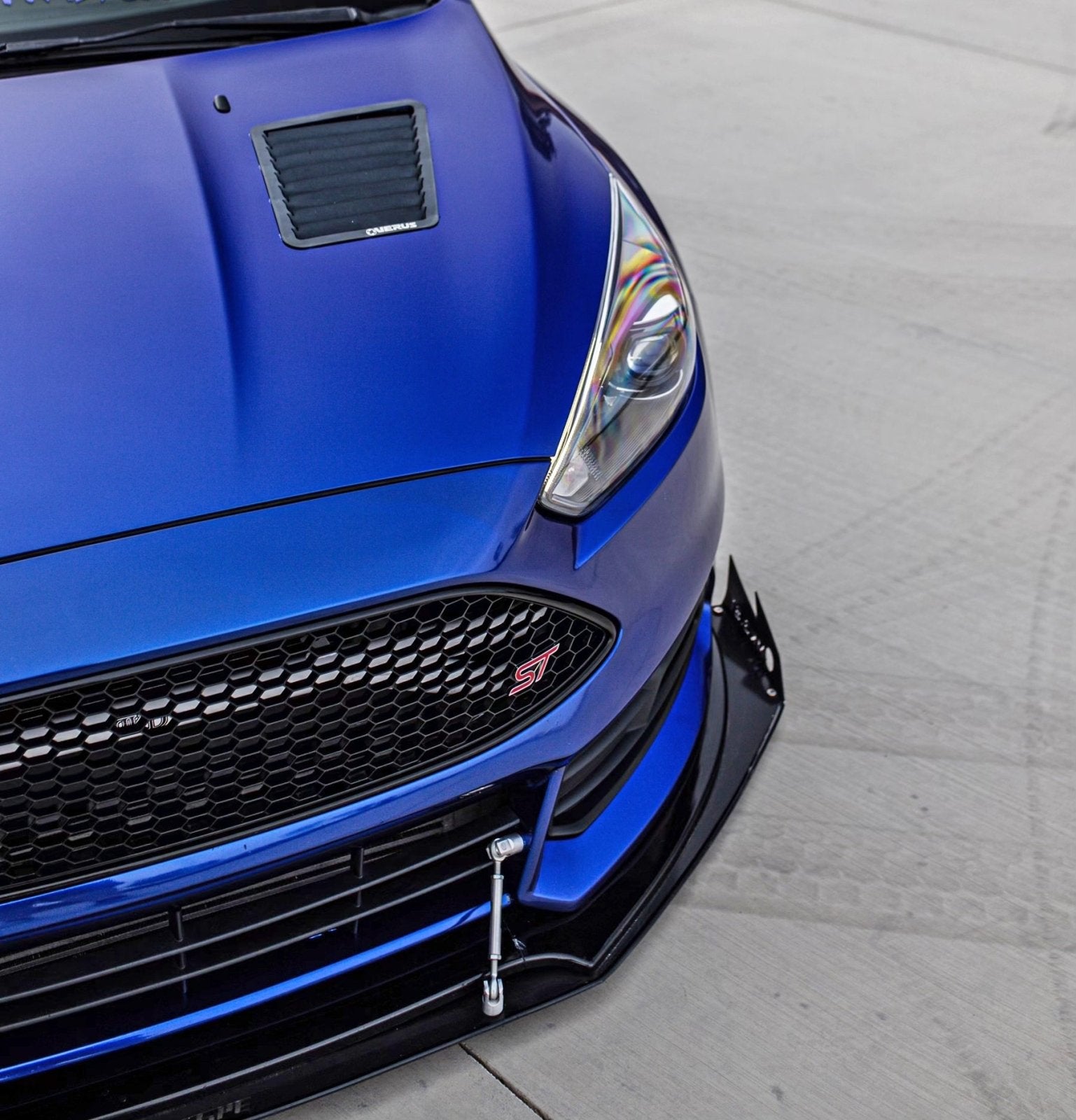 GOODFITMENT Front Bumper Lip Splitter + Strut Rods – Ford Fiesta S SE ST 2011-2019