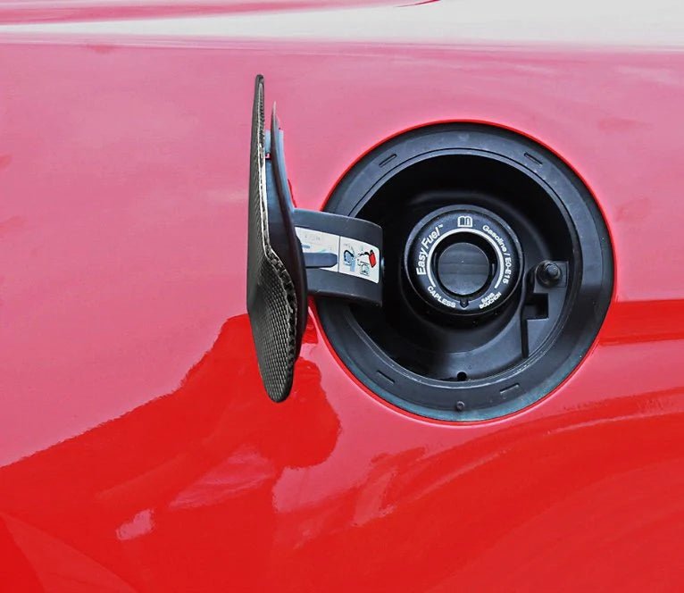 Load image into Gallery viewer, Ford Mustang (2015-2023) Carbon Fiber Gas Cap Overlay - FSPE