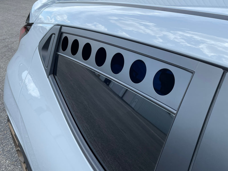Load image into Gallery viewer, Hyundai Veloster (2019+) Rear Window Vent - FSPE