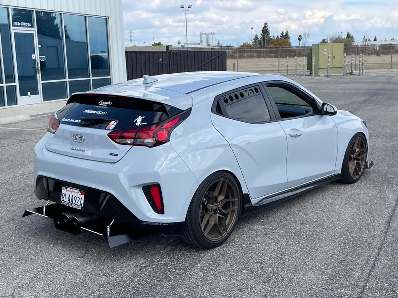 Load image into Gallery viewer, Hyundai Veloster (2019+) Rear Window Vent - FSPE