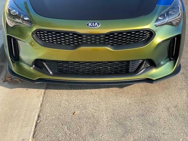 Load image into Gallery viewer, Kia Stinger GT (2018-2022) Street Splitter (V2) - FSPE