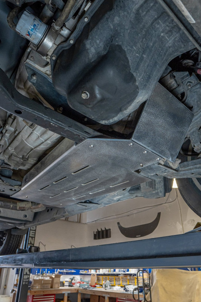 Load image into Gallery viewer, Nissan Frontier (2005-2019) Catalytic Converter Guard 2WD 2.5L 4-Cylinder, 4.0L V6 - FSPE