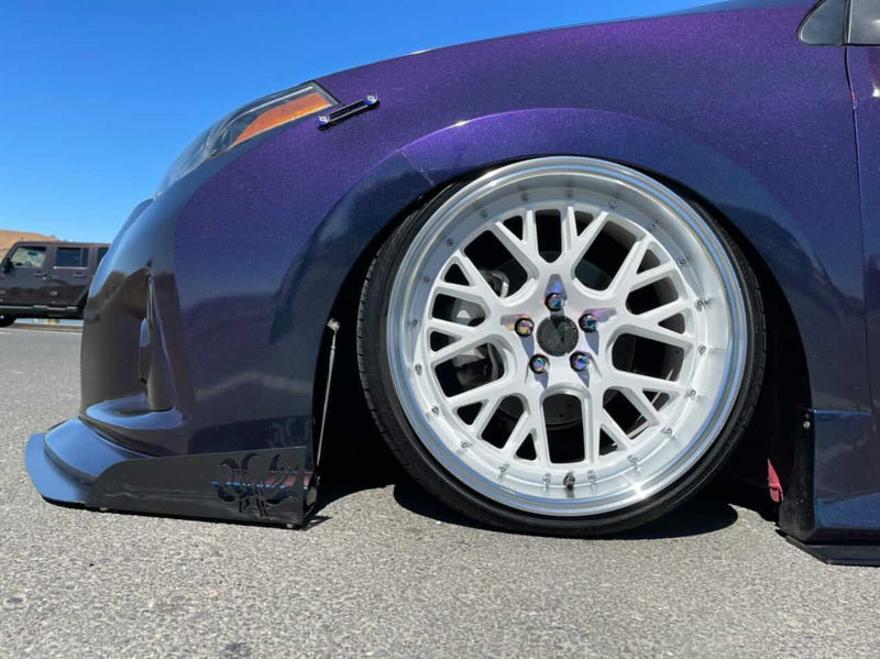 Load image into Gallery viewer, Toyota Corolla 2014-2018 (Gen 11) Chassis Mounted Front Splitter V3 - FSPE