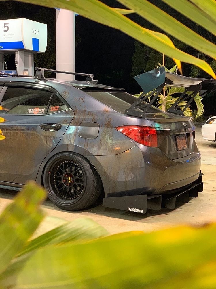 Load image into Gallery viewer, Toyota Corolla 2014-2018 Rear Diffuser V1 - FSPE