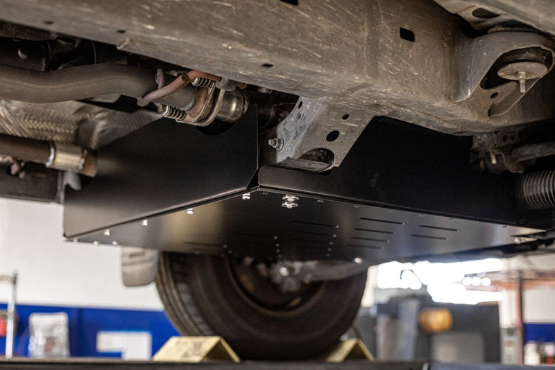 Load image into Gallery viewer, Toyota Tundra Catalytic Converter Guard (2000-2006) - FSPE