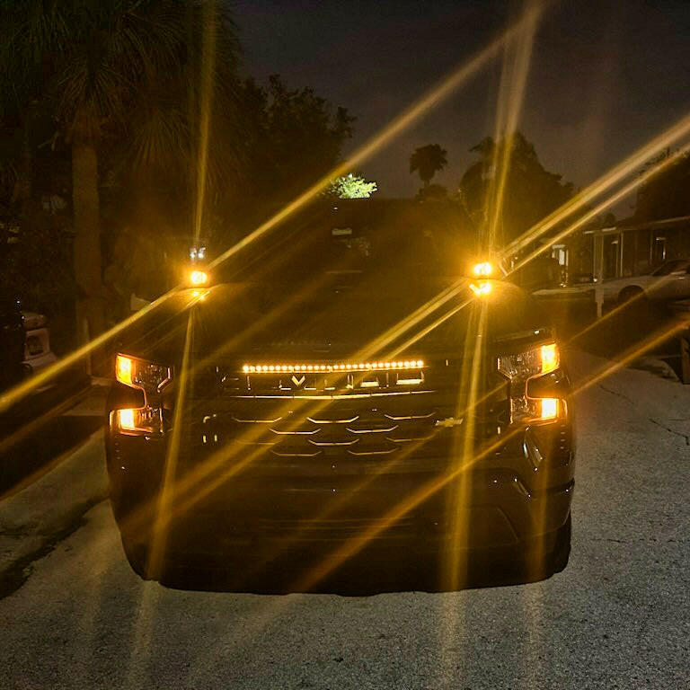 Load image into Gallery viewer, Chevrolet Silverado 2500/3500HD Single 30-Inch Light Bar (2020-2026)
