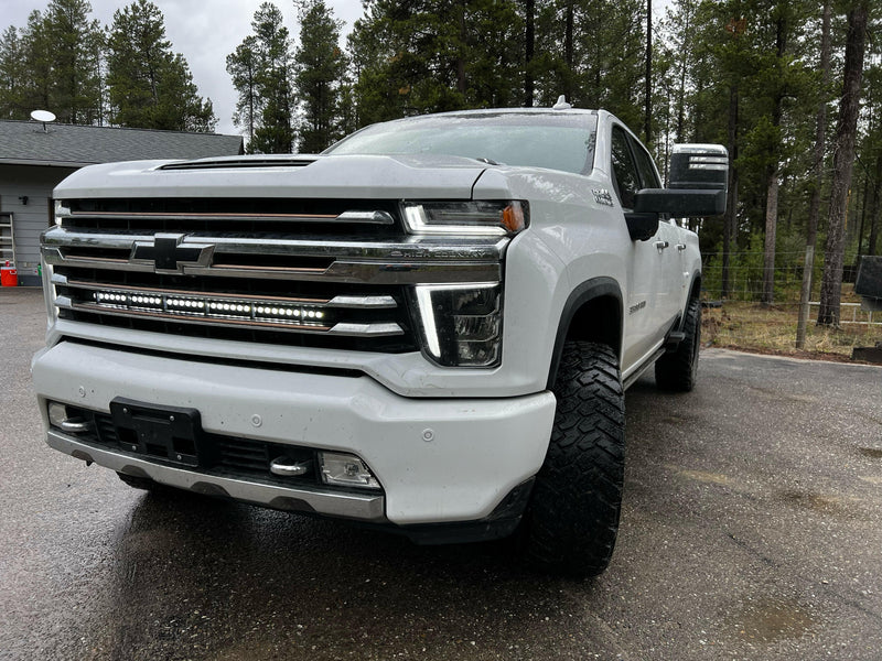 Load image into Gallery viewer, Chevrolet Silverado 2500/3500HD Single 40-Inch Light Bar (2020-2026) - CLASSIC
