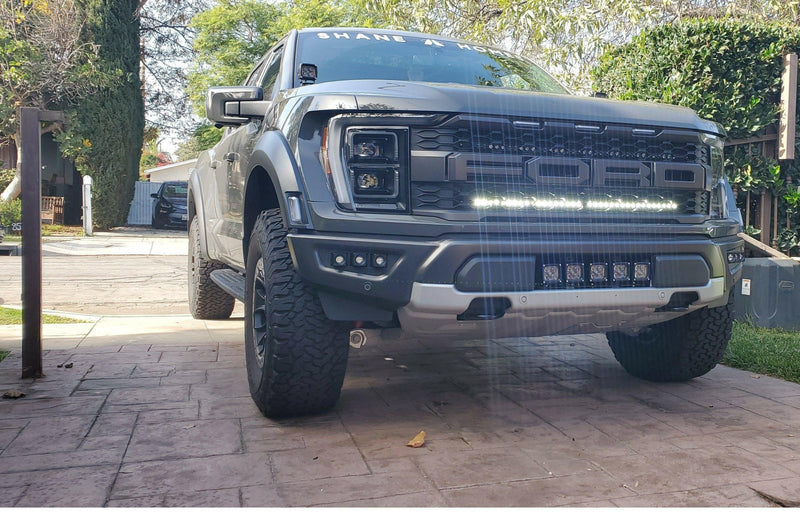 Load image into Gallery viewer, 2021-23 Ford F150 Raptor Gen 3 Single 40 in Light Bar - FSPE
