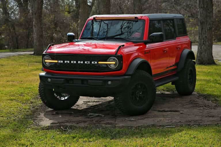 Load image into Gallery viewer, 2021+ Ford Bronco 40in Roof Mount Light Bar - Slim - FSPE
