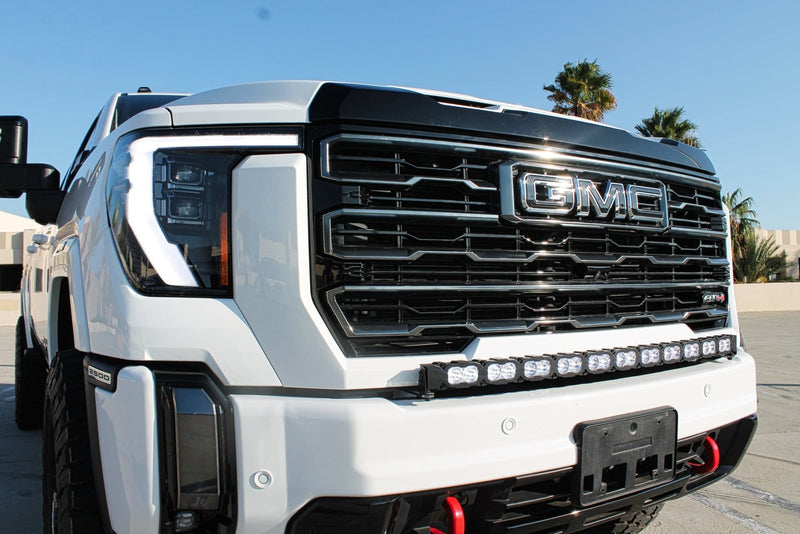 Load image into Gallery viewer, 2024+ GMC Sierra 2500/3500HD 40in Light Bar - PRO - FSPE
