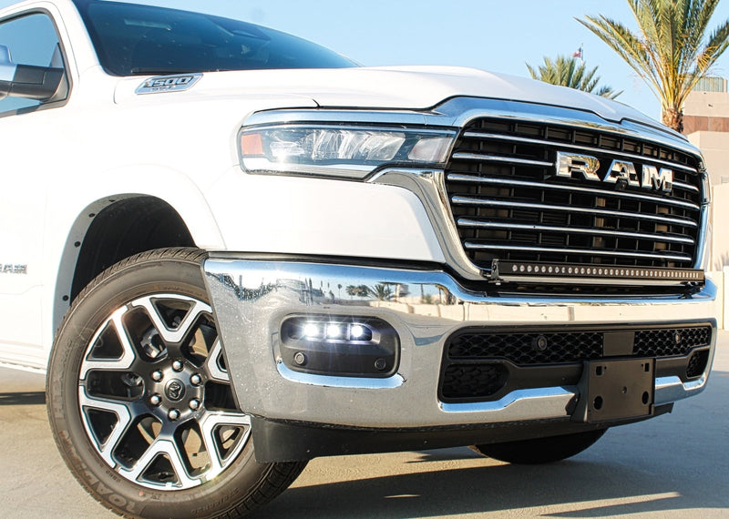 Load image into Gallery viewer, 2025+ RAM 1500 Fog Light Kit - FSPE
