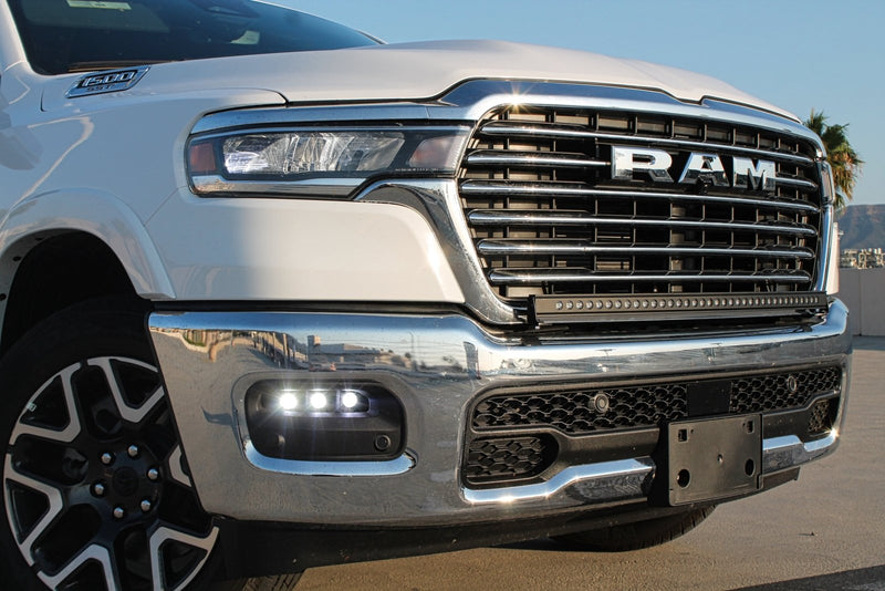 Load image into Gallery viewer, 2025+ RAM 1500 Fog Light Kit - FSPE

