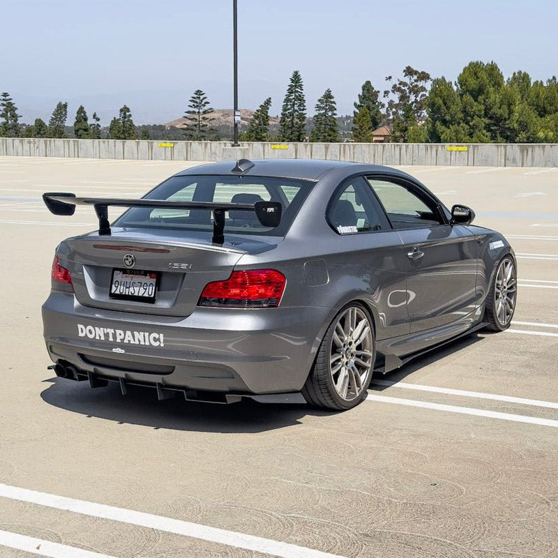 Load image into Gallery viewer, BMW 128i / 135i (E82) 2007 - 2013 Rear Diffuser &amp; Rear Spats - FSPE
