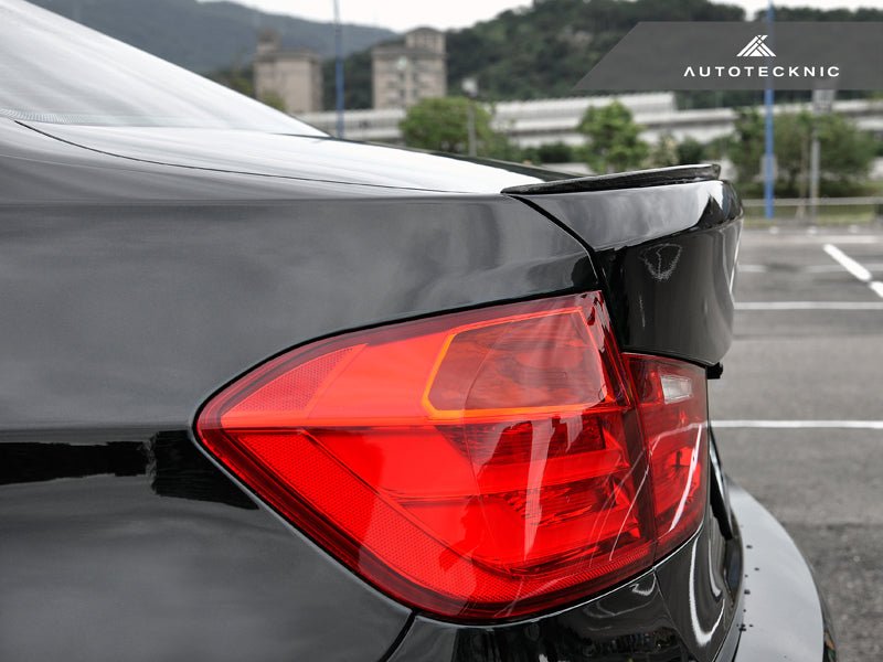 Load image into Gallery viewer, BMW F80 M3 | F30 3 - Series Carbon Fiber Trunk Lip Spoiler - FSPE
