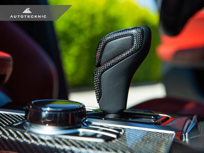 Load image into Gallery viewer, BMW F97 X3M | F98 X4M - Carbon Fiber Gear Selector Side Covers - FSPE
