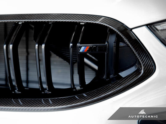 BMW F9X M8 - Dry Carbon Grille Surround - FSPE