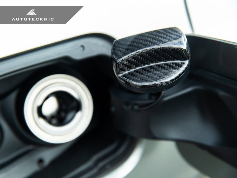 Load image into Gallery viewer, BMW G14/ G15/ G16 8 - Series - Dry Carbon Competition Fuel Cap Cover - FSPE
