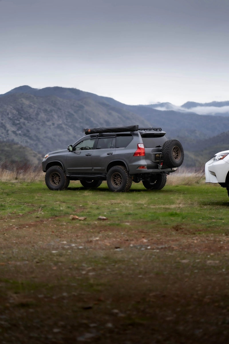 Load image into Gallery viewer, Lexus GX460/Toyota Prado (2010 - 2023) - Fender Flare Kit - FSPE
