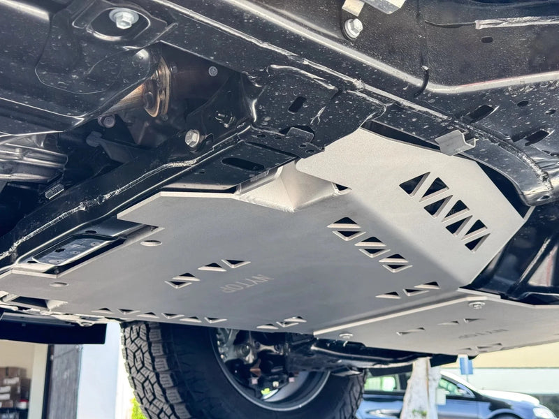 Load image into Gallery viewer, Lexus GX550 (2024 - Current) - Catalytic Converter Shield - FSPE
