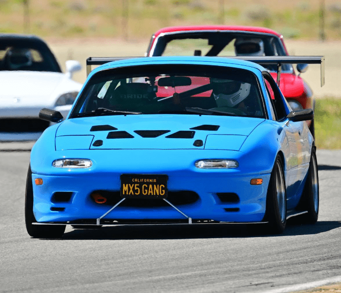 Load image into Gallery viewer, RGR NA Miata (1989 - 1997) - Hood Vents - FSPE
