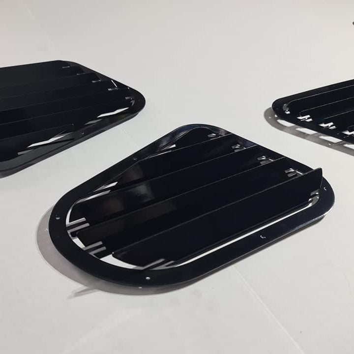 Load image into Gallery viewer, RGR NB Miata (1999 - 2005) - Hood Vents - FSPE
